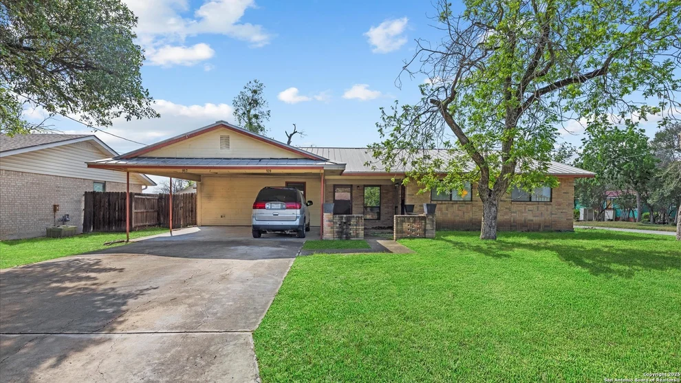 Unit for sale at 917-919 McGar, New Braunfels, TX 78130
