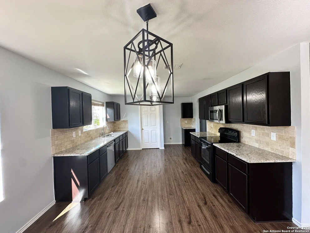 Unit for sale at 225 Bridge Crossing, Cibolo, TX 78108