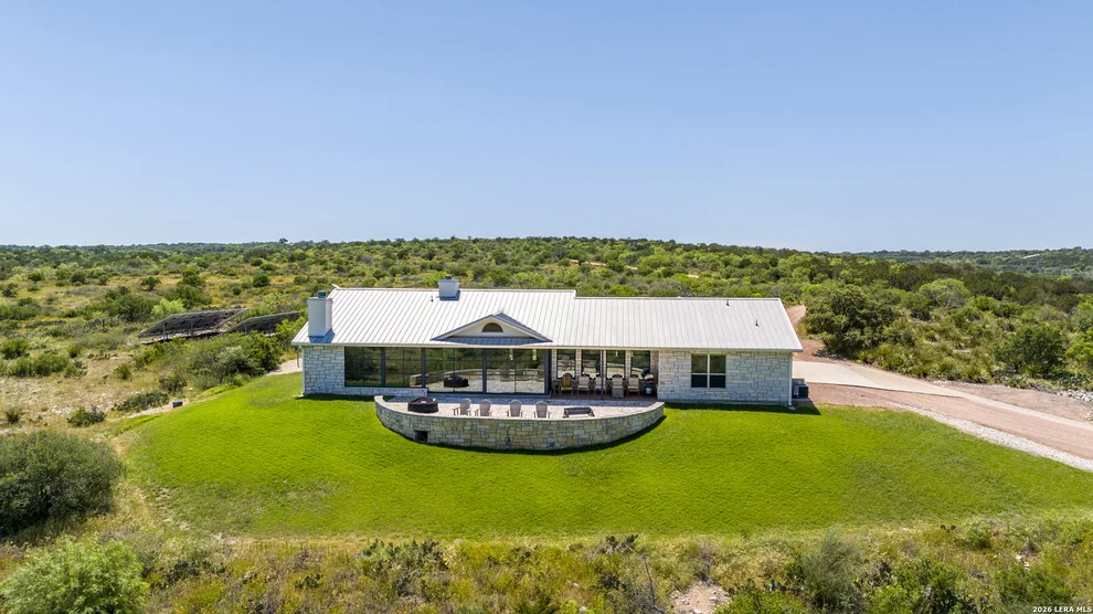 Unit for sale at 256 Persimmon Point, Mason, TX 76856