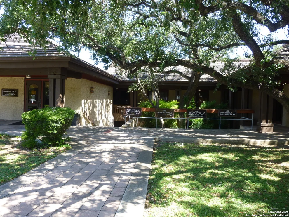 Unit for sale at 7272 Wurzbach, San Antonio, TX 78240