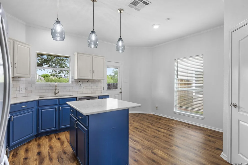 Unit for sale at 300 Rustic Trl, Cibolo, TX 78108