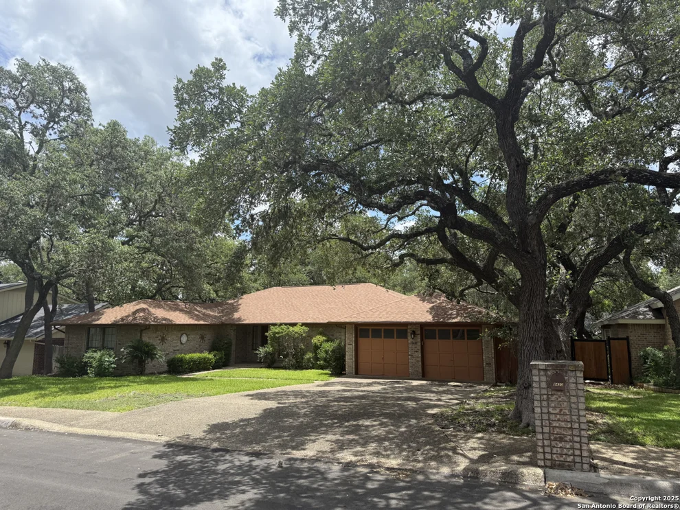 Unit for sale at 8430 Lavenham, San Antonio, TX 78254
