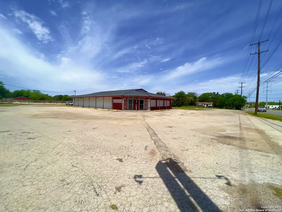 Unit for sale at 353 MOURSUND BLVD, San Antonio, TX 78221