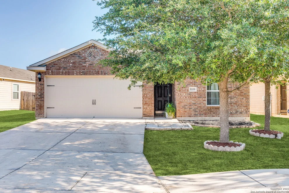 Unit for sale at 12255 Stratsburg, San Antonio, TX 78252