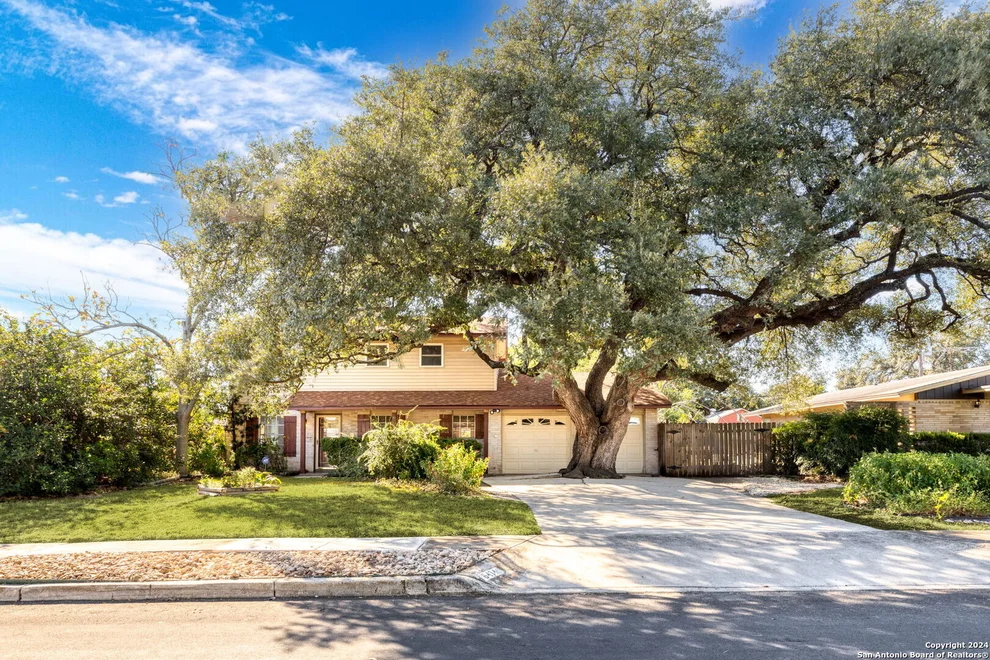 Unit for sale at 6414 Flint Rock Dr, San Antonio, TX 78238