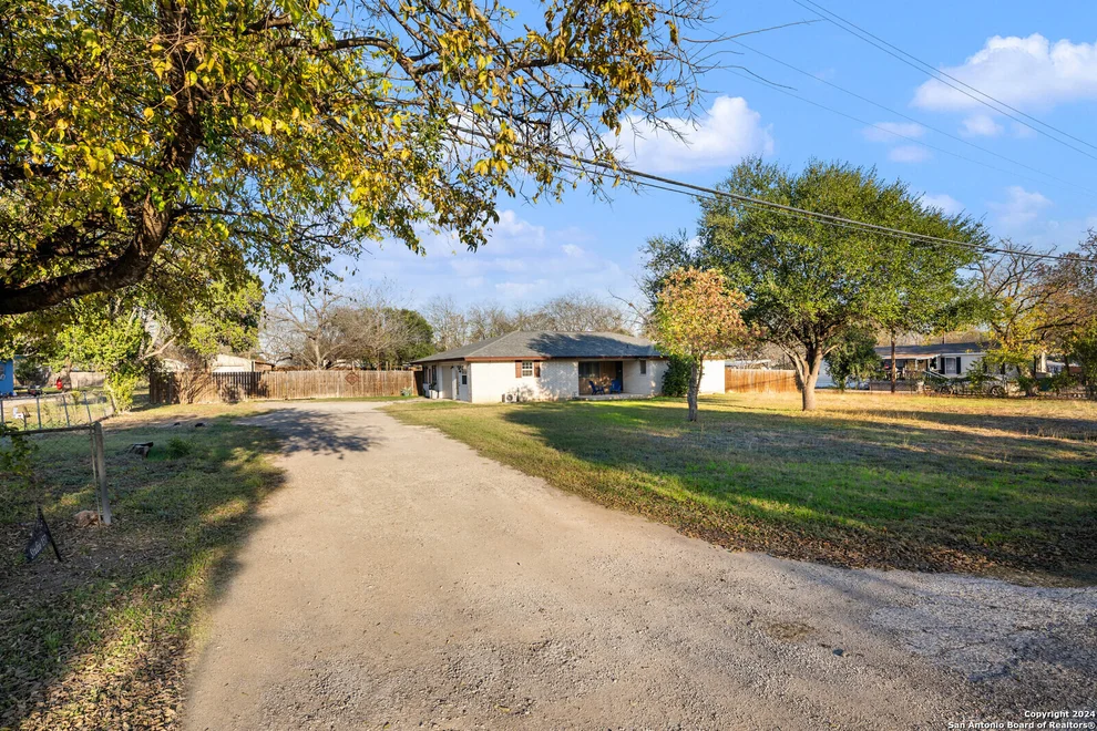 Unit for sale at 157 KOEPSEL RD, McQueeney, TX 78123