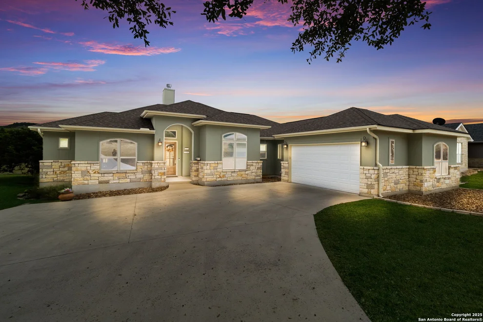 Unit for sale at 556 Shayla, Canyon Lake, TX 78133
