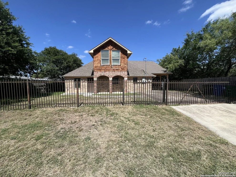 Unit for sale at 9410 S Zarzamora, San Antonio, TX 78224