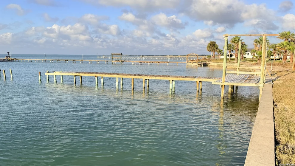 Unit for sale at 3825 LOOP 1781, Rockport, TX 78382