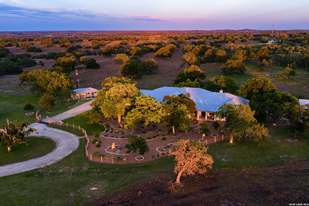 Unit for sale at 4205 N Fredericksburg Rd, Kerrville, TX 78028