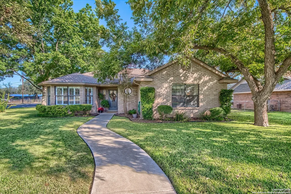 Unit for sale at 1206 31st Street, Hondo, TX 78861