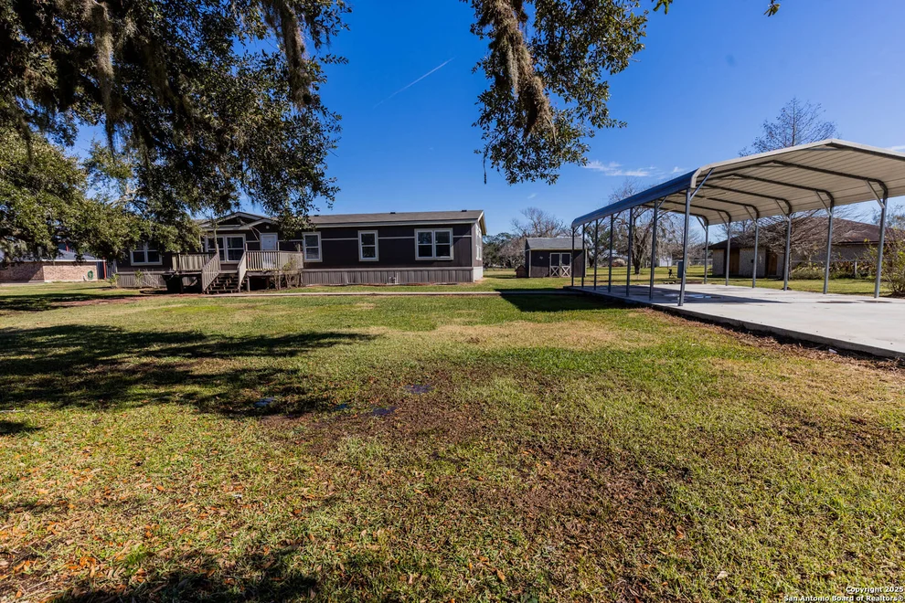 Unit for sale at 94 County Road 148, Bay City, TX 77414