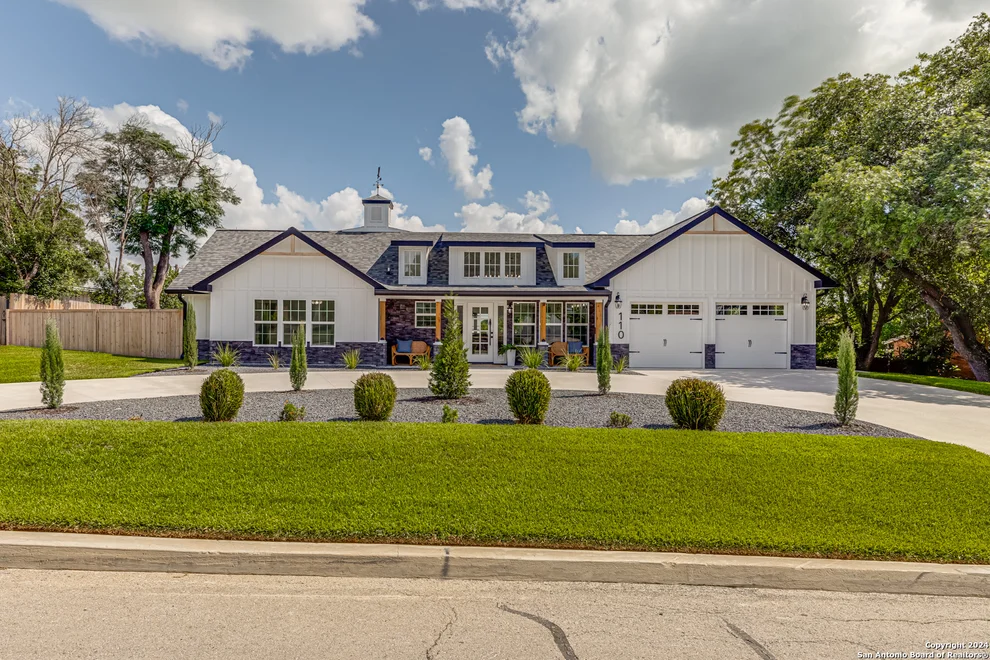 Unit for sale at 110 Bryker Dr, Terrell Hills, TX 78209