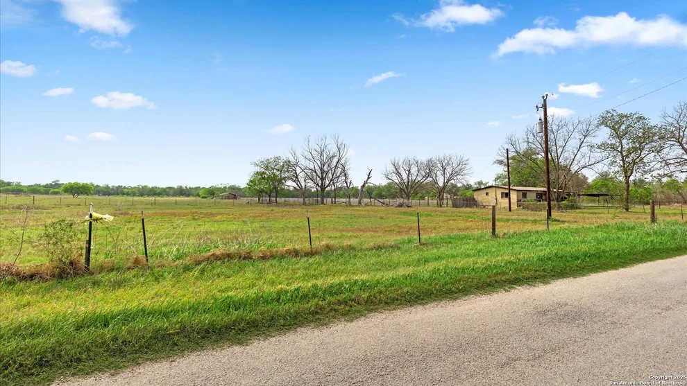 Unit for sale at 515 Dry Hollow, La Vernia, TX 78121