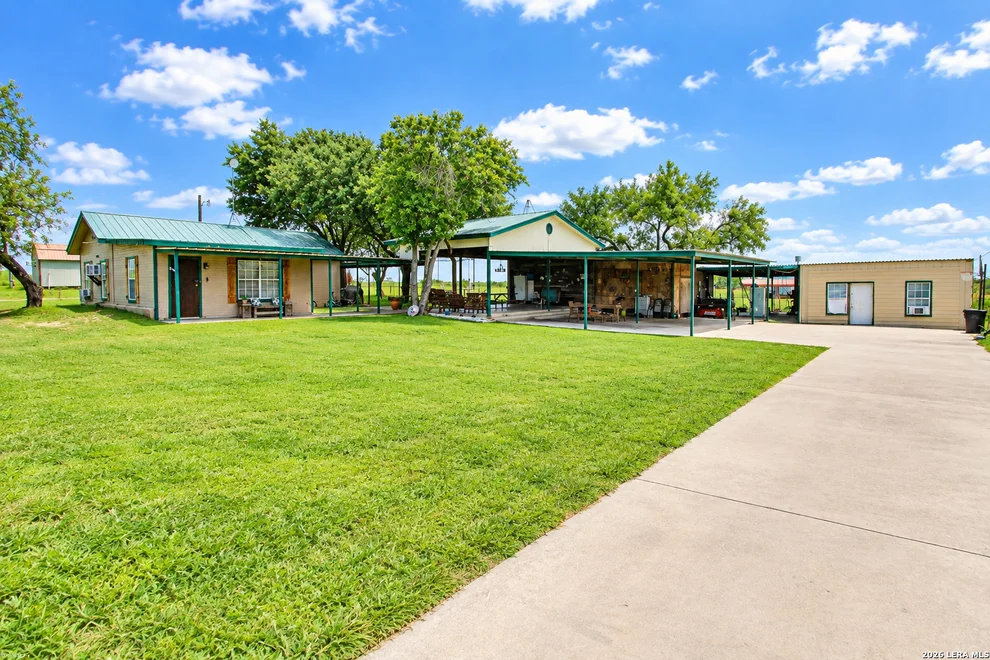 Unit for sale at 15122 TRAWALTER RD, Atascosa, TX 78002