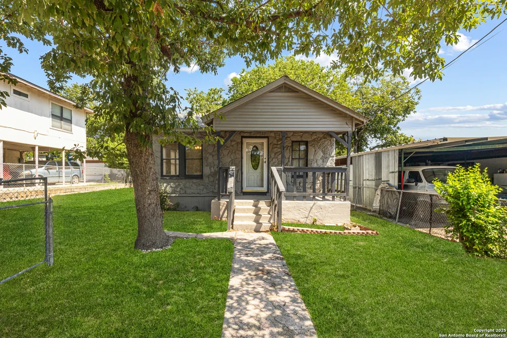 Unit for sale at 1327 Bailey Ave, San Antonio, TX 78210