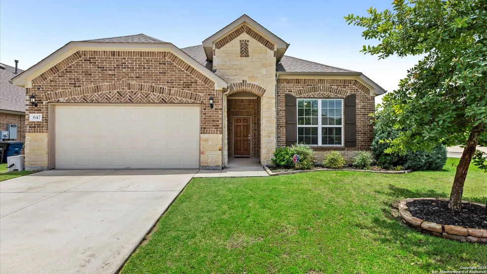Unit for sale at 647 Ridgeglen, New Braunfels, TX 78130
