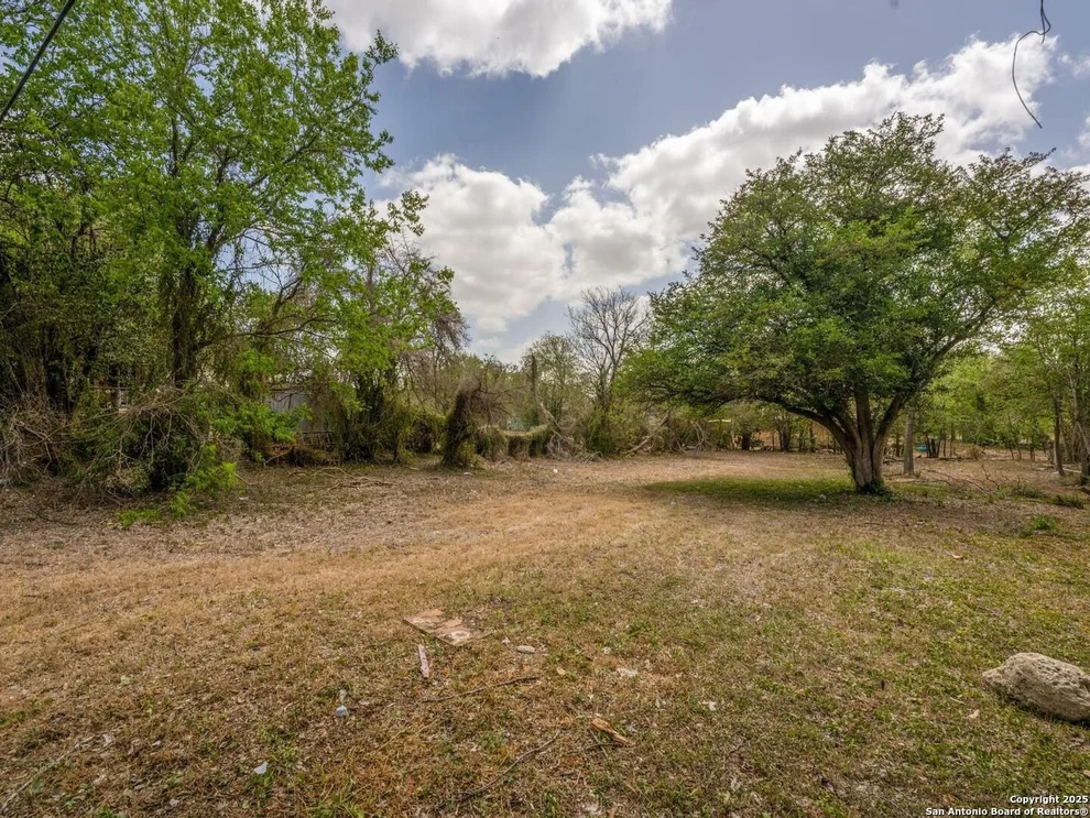 Unit for sale at 810 S MEL WAITERS WAY, San Antonio, TX 78203