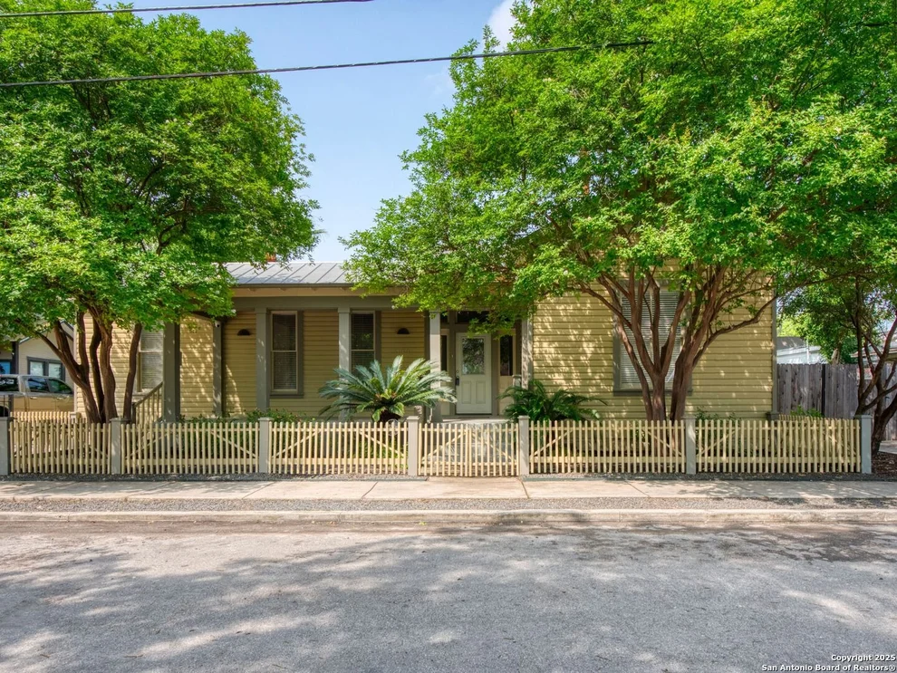 Unit for sale at 111 Cedar Street, San Antonio, TX 78210
