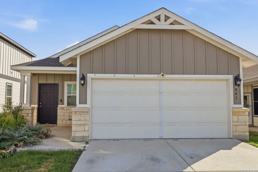 Unit for sale at 882 Crested Iris, New Braunfels, TX 78130