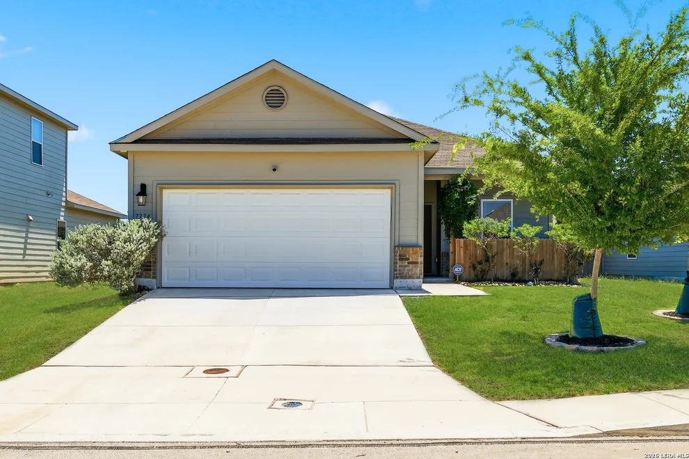 Unit for sale at 7334 Capricorn Way, Converse, TX 78109
