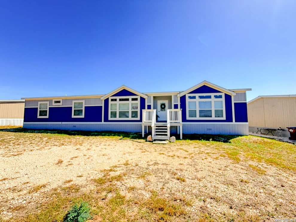 Unit for sale at 141 Viridian VW, Pleasanton, TX 78064