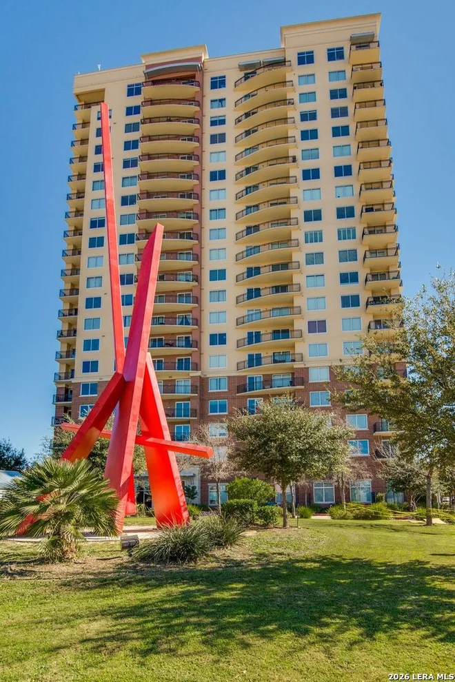 Unit for sale at 215 Center, San Antonio, TX 78202