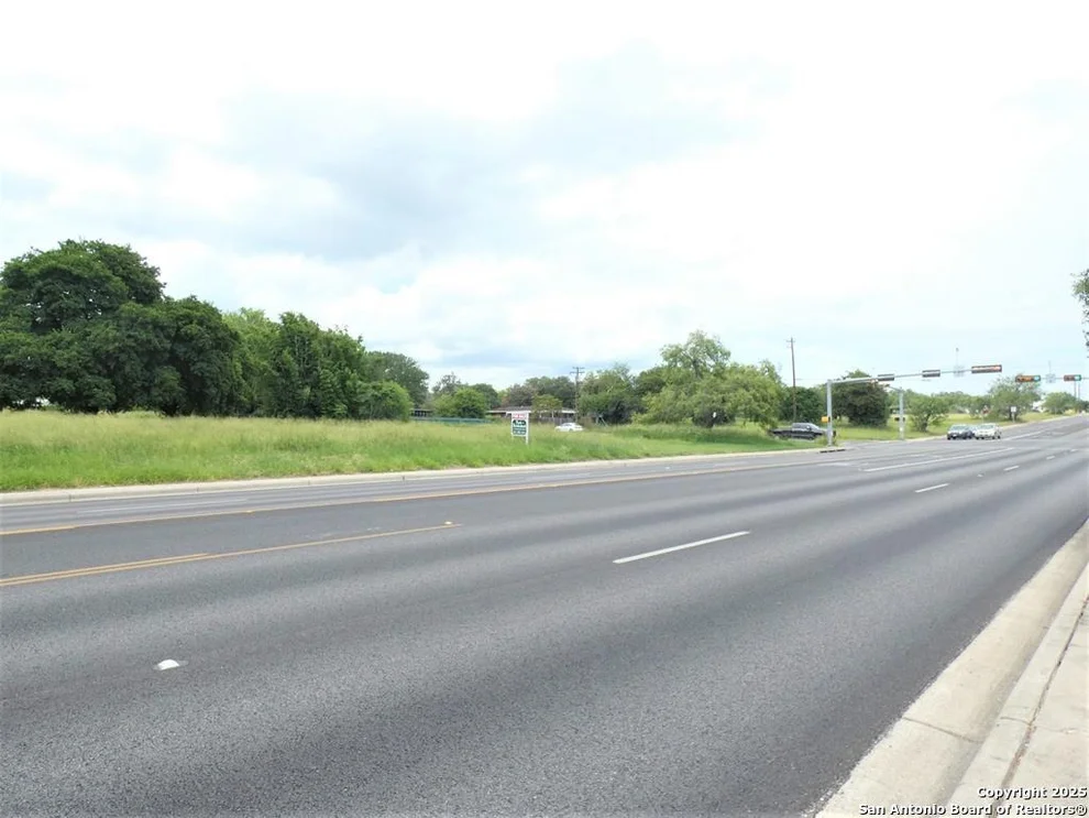 Unit for sale at 900 E Houston, Beeville, TX 78102