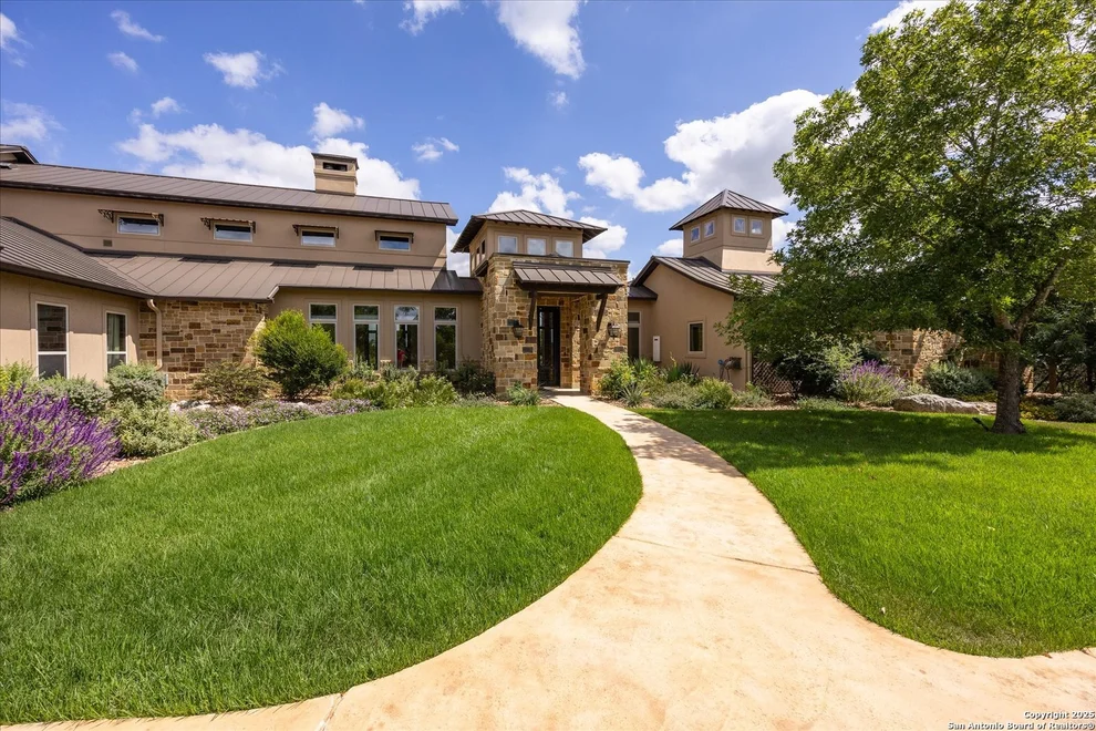 Unit for sale at 210 Rio Cordillera, Boerne, TX 78006