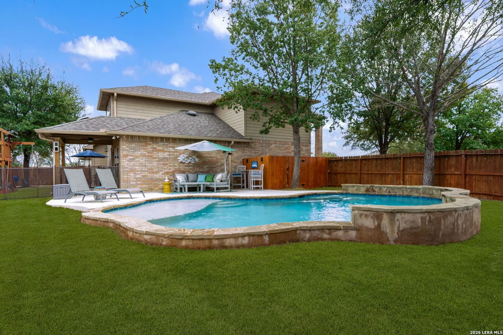 Unit for sale at 109 Shadow Knolls, Boerne, TX 78006