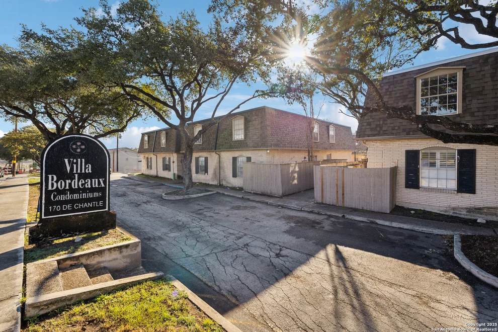 Unit for sale at 170 De Chantle, San Antonio, TX 78201