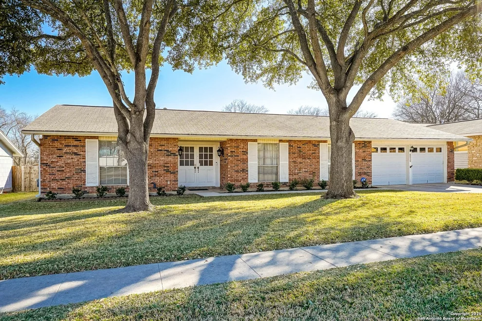 Unit for sale at 6514 Robin Forest, San Antonio, TX 78239