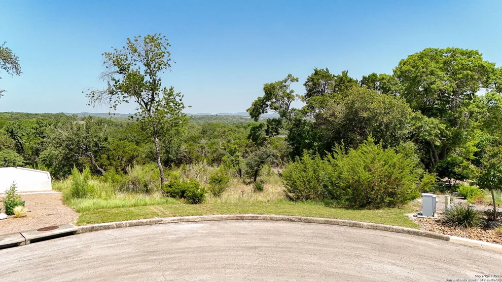 Unit for sale at 116 Balcones Bend, Boerne, TX 78006