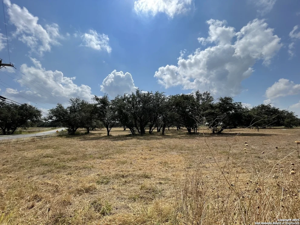 Unit for sale at LOT 225 county road 6860, Natalia, TX 78059