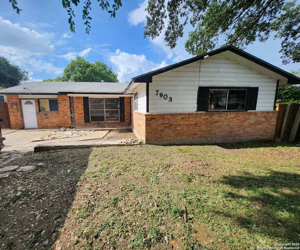 Unit for sale at 7903 Quirt, San Antonio, TX 78227
