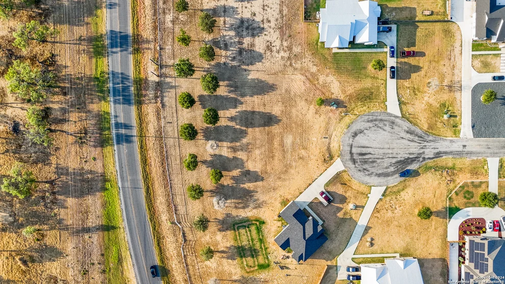 Unit for sale at 101 medium meadow, Lytle, TX 78052