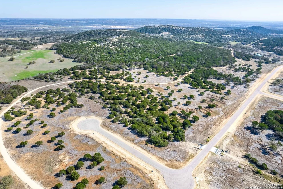 Unit for sale at 665 Cool Creek Rd, Camp Verde, TX 78010