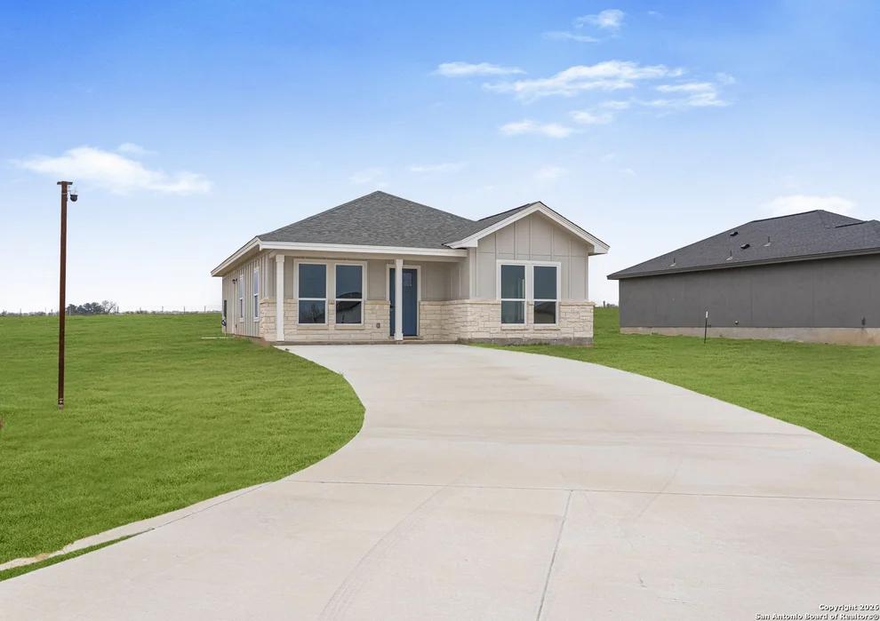 Unit for sale at 140 Camino Verde, La Vernia, TX 78121
