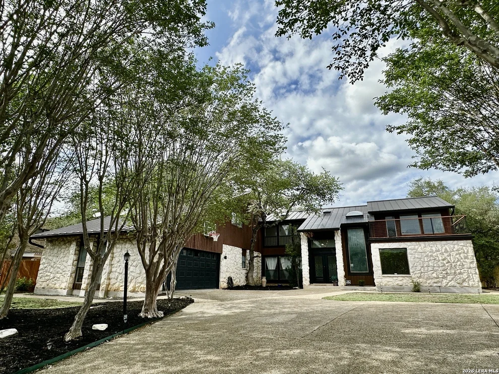 Unit for sale at 201 COUNTRY WOOD DR, San Antonio, TX 78216