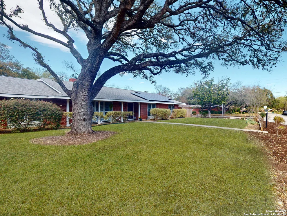 Unit for sale at 423 Cave, San Antonio, TX 78209