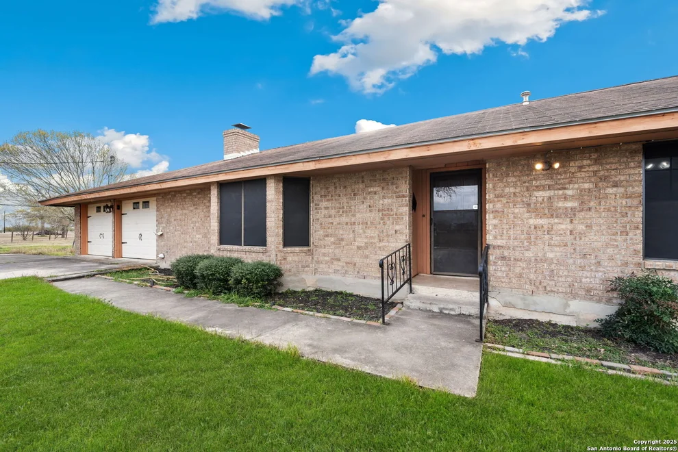 Unit for sale at 5690 Cacias Road, San Antonio, TX 78222