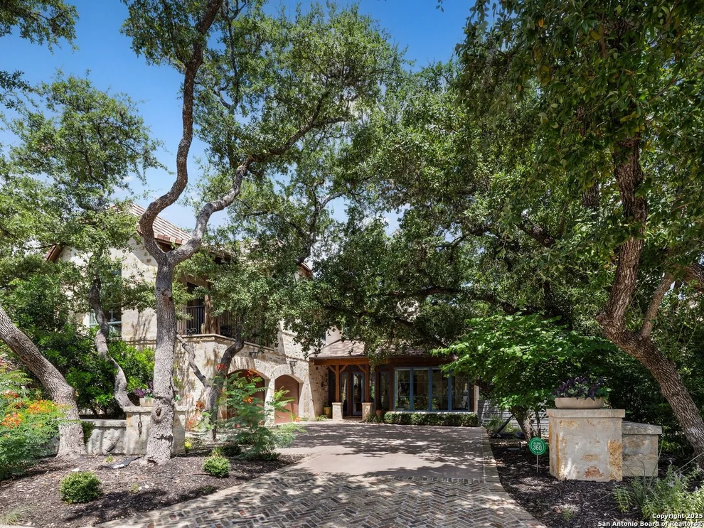 Unit for sale at 107 Umbria, San Antonio, TX 78230