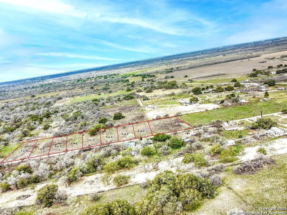 Unit for sale at 450 County Road 124, Floresville, TX 78114