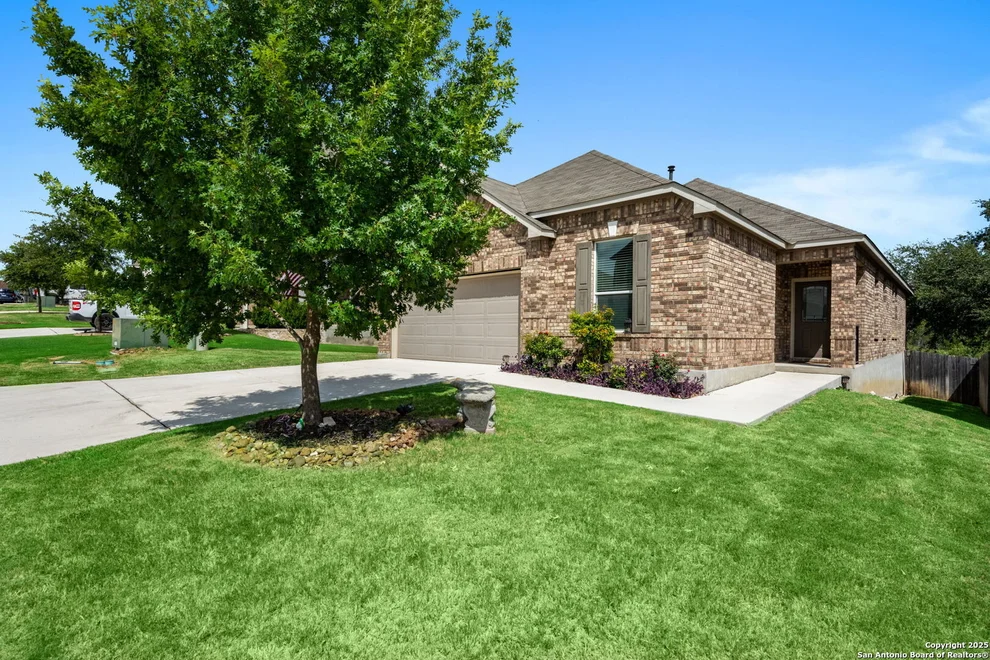 Unit for sale at 3591 Vuitton, Bulverde, TX 78163