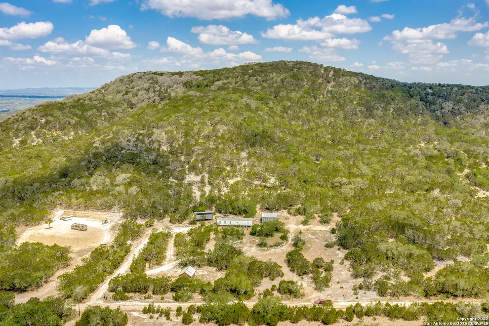 Unit for sale at 2844 Hidden Valley Rd, Pipe Creek, TX 78063