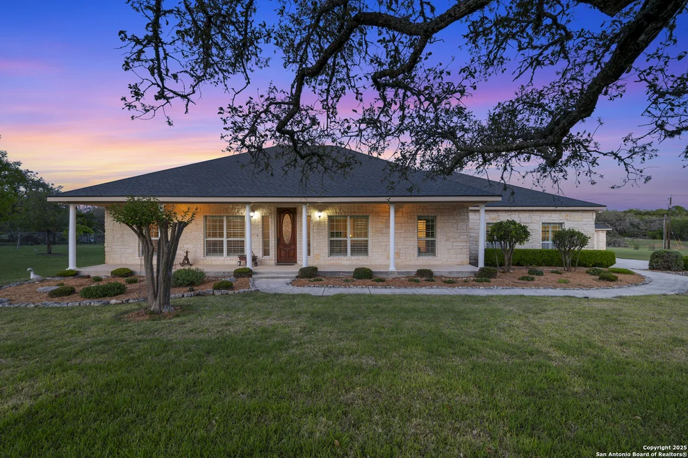 Unit for sale at 27512 Autumn Glen, Boerne, TX 78006