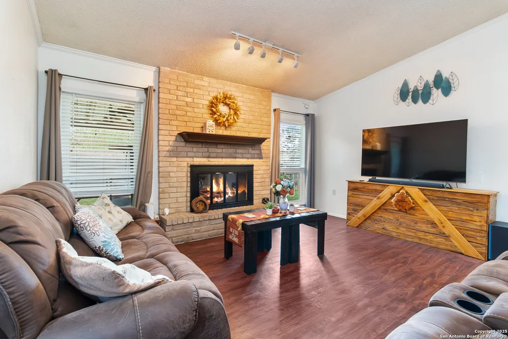 Unit for sale at 2711 Lake Arbor, San Antonio, TX 78222