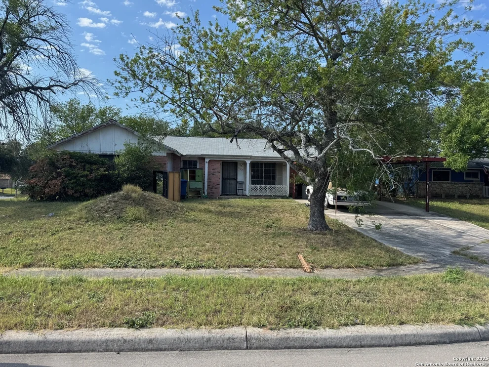Unit for sale at 7502 Linfield St., San Antonio, TX 78238