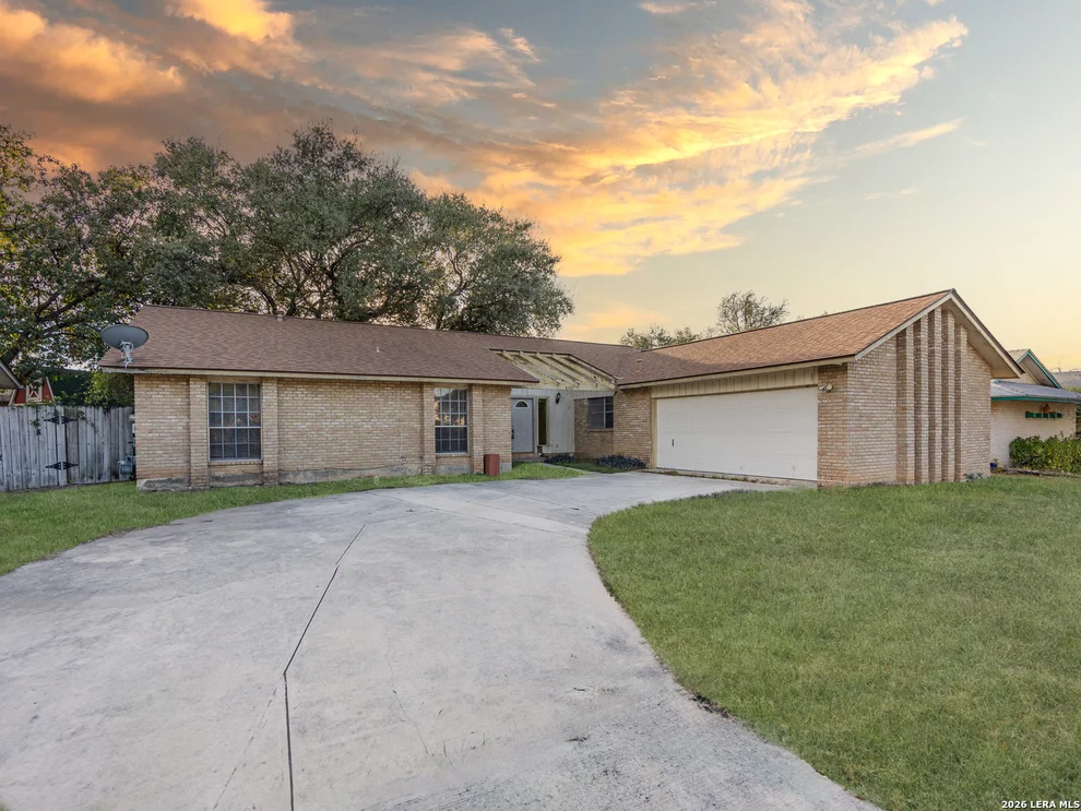 Unit for sale at 8307 lou gehrig, San Antonio, TX 78240