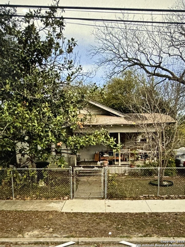 Unit for sale at 209 Congress, San Antonio, TX 78214